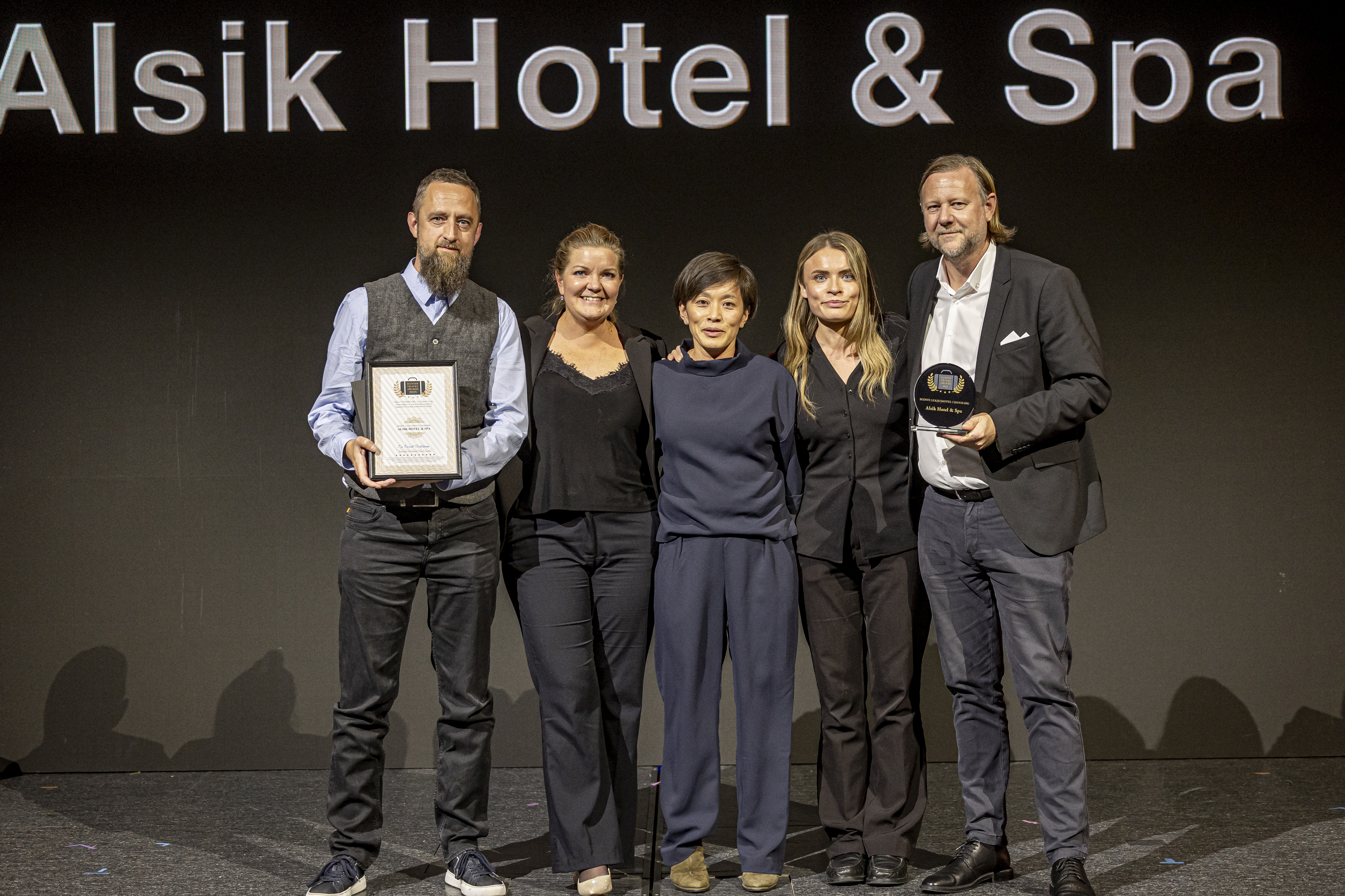 A small group from Alsik attended the ceremony and accepted the award